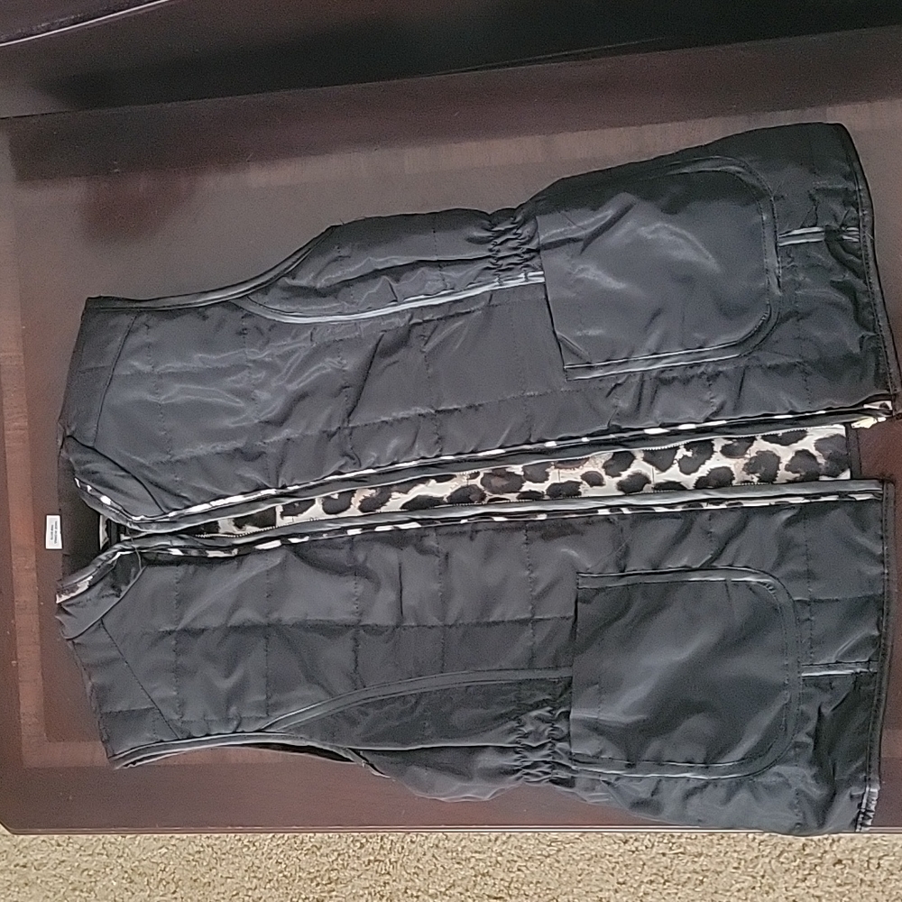 Vest - Picture 2 of 2